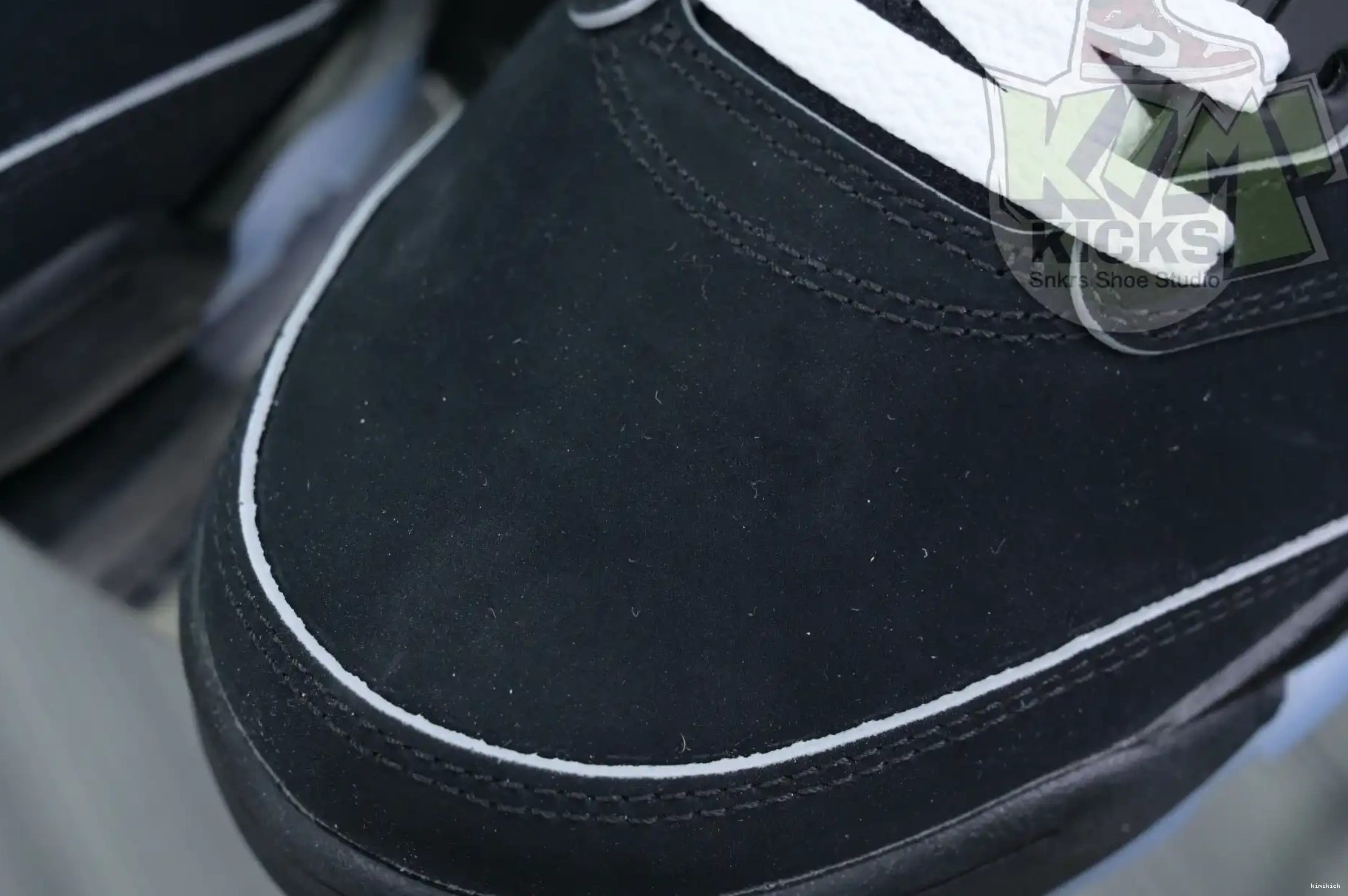 REIMAGINED” METALLIC Kimikick Jordan 5“BLACK Jordan Air 0524